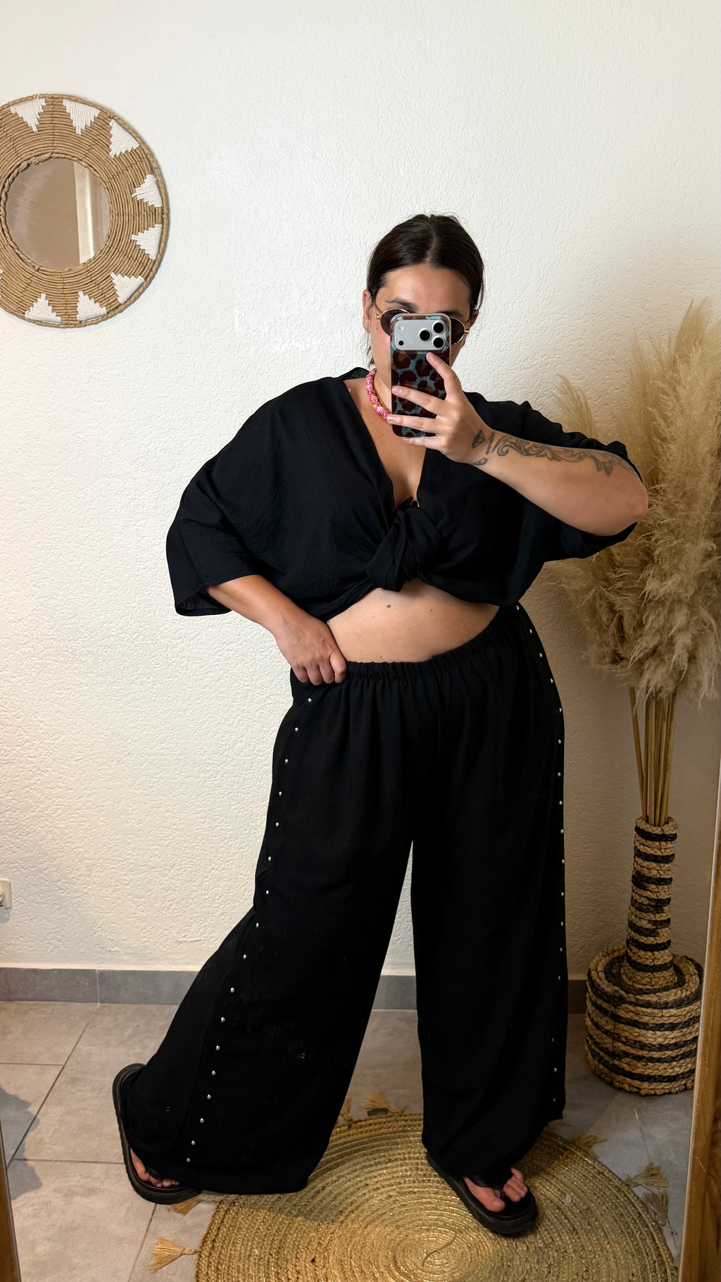 Pantalon clouté