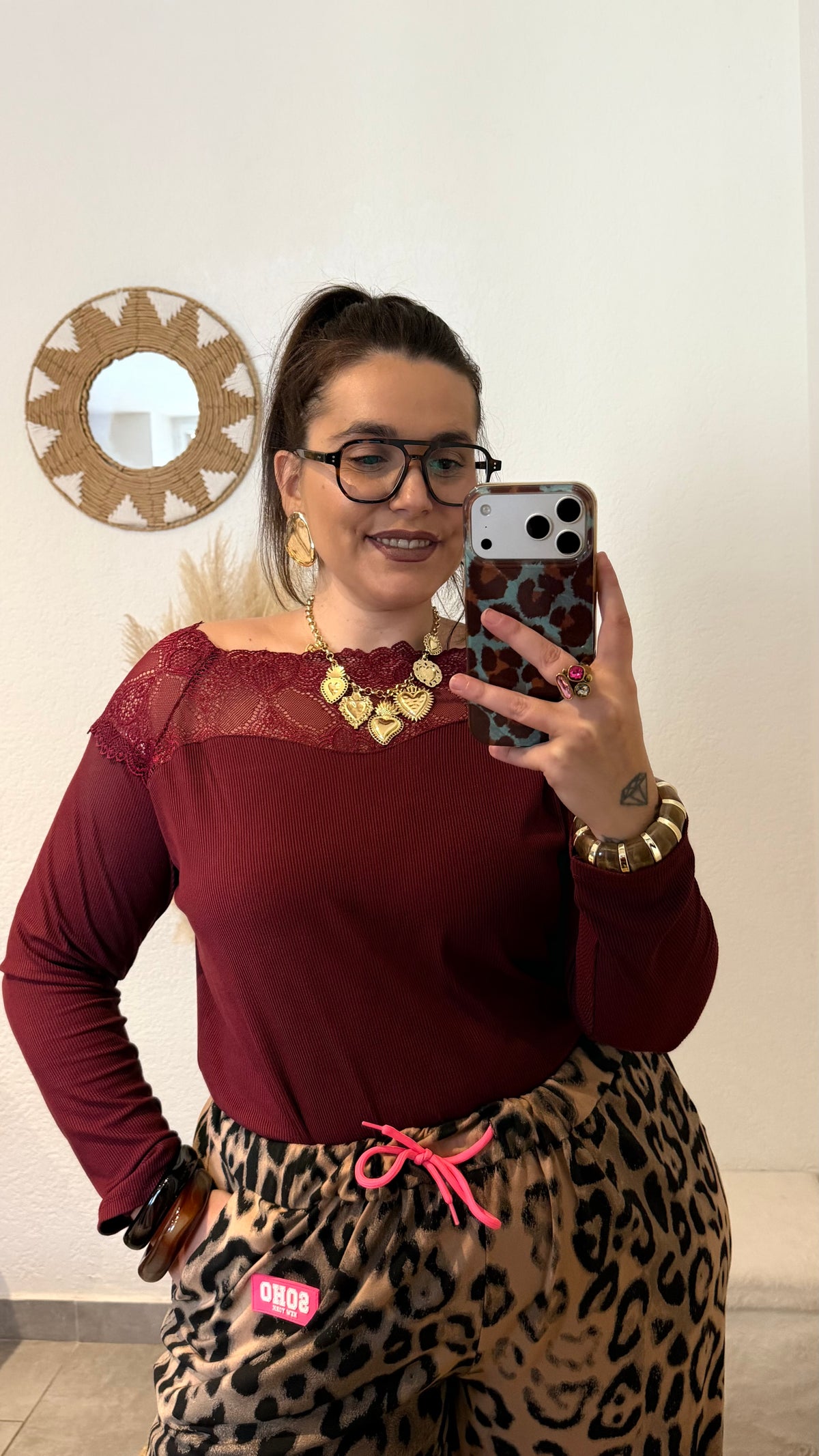 Top col dentelle