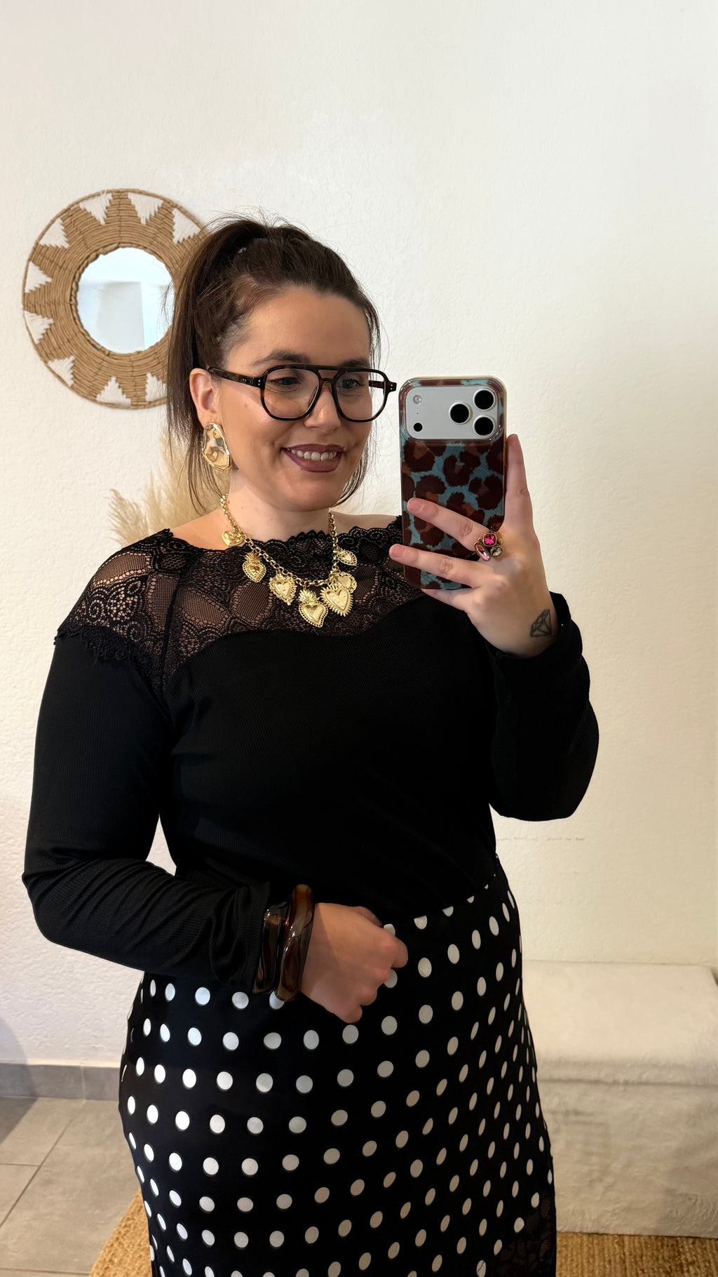 Top col dentelle