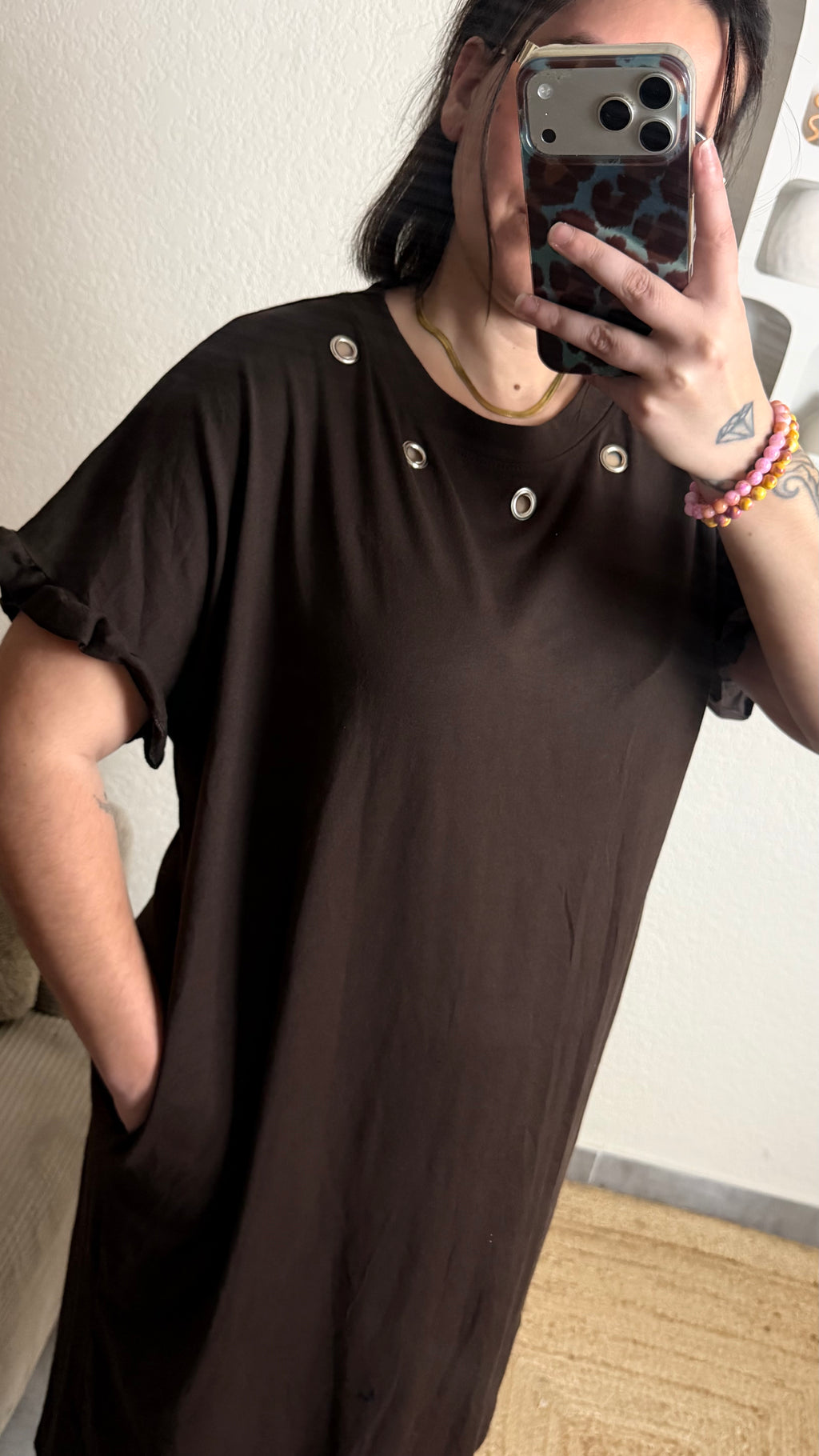 Robe œillets